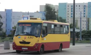 Autobus 220: Skąd odjeżdża? Pełna trasa i rozkład jazdy