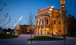 Dworzec PKP Wrocław - Lotnisko: Jak dojechać szybko i bezstresowo?