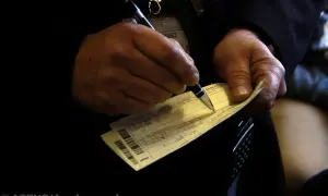 Ważność biletu PKP: Co musisz wiedzieć, by uniknąć kary?