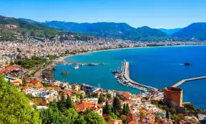 Alanya: Bezpieczne wakacje? Poznaj kluczowe zasady ostrożności!