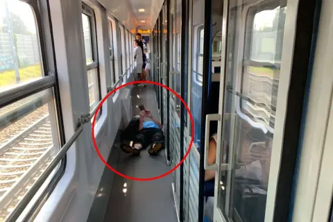 Miejsce przy korytarzu w PKP Intercity: Wady, zalety i jak wybrać?