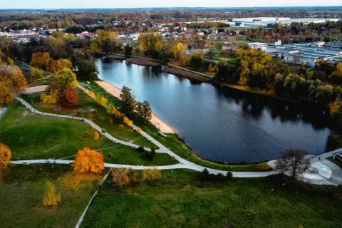 Stawy Jana Łódź: Atrakcje, ceny, godziny planuj idealny dzień!