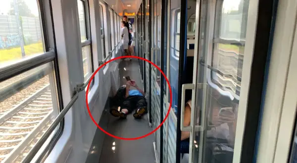 Miejsce przy korytarzu w PKP Intercity: Wady, zalety i jak wybrać?