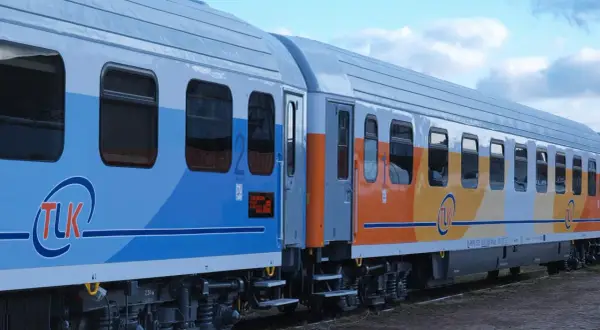 TLK: Co to znaczy? Poznaj standard, porównaj z IC i oszczędź!