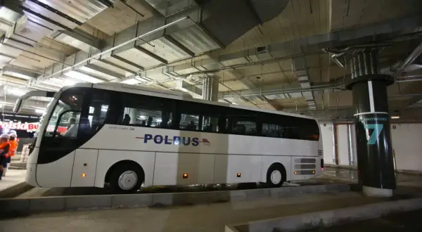 Polbus Wrocław-Zakopane: Gdzie odjeżdża? Znajdź swój peron!