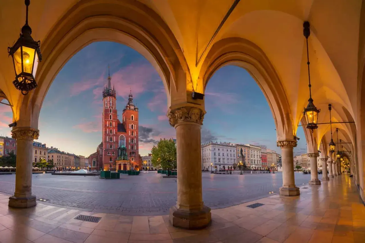 Co zobaczyć w Polsce w 2025? Najciekawsze atrakcje i ukryte perły