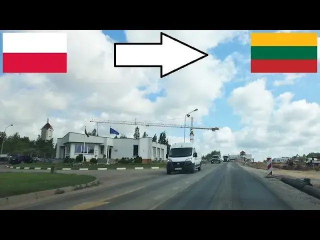 samochód na litewskiej drodze międzymiastowej