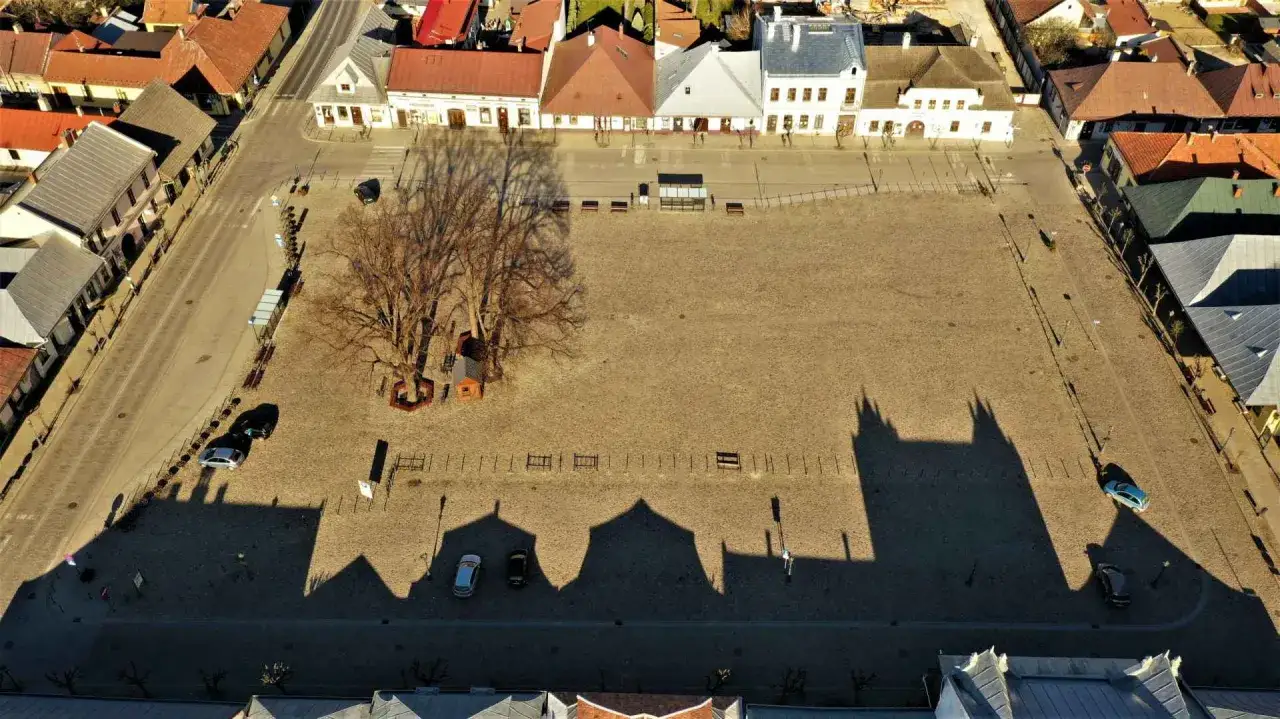 Stary Sącz rynek z lotu ptaka